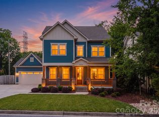 2852 Dorchester Pl, Charlotte, NC 28209
