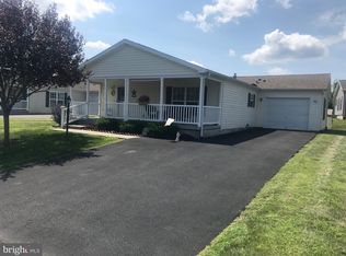34 Eagles Watch N, Bechtelsville, PA