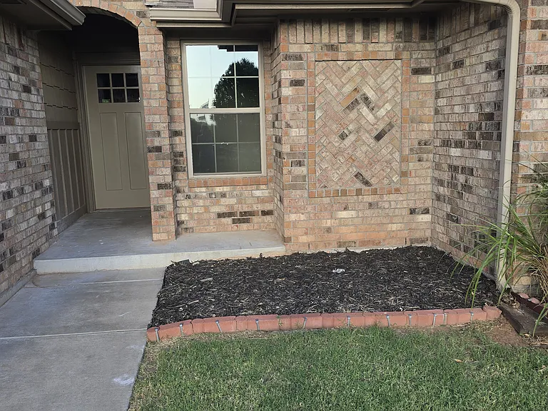 512 S Castle Ridge Ln — Photo 2