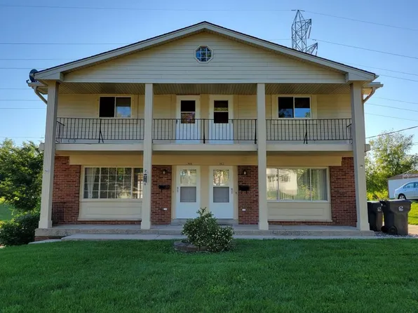 Remodeled 3 Bedroom 1.5 Bath Townhome with Full Basement, 1900-02 Cardinal Dr #1900, Waukesha, WI 53186