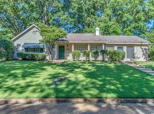 104 Pebble Ln, Clinton, MS 39056