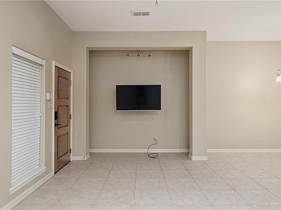 4th image of 2805 Mimosa St APT 11