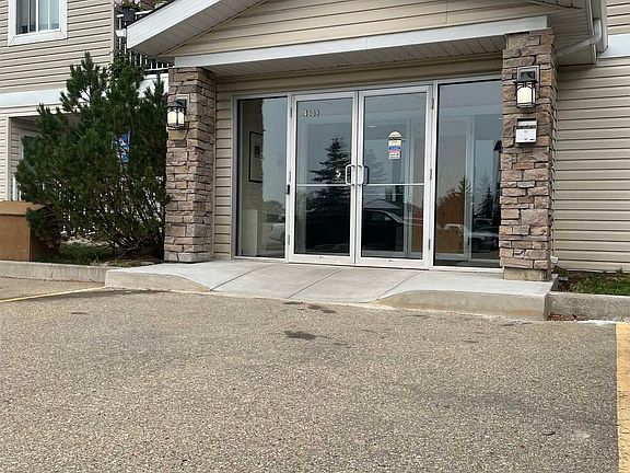 2nd image of 4309 33rd St #229