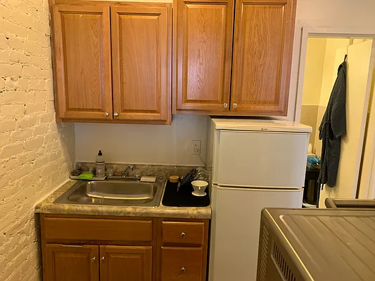 Rented by Compass | media 14