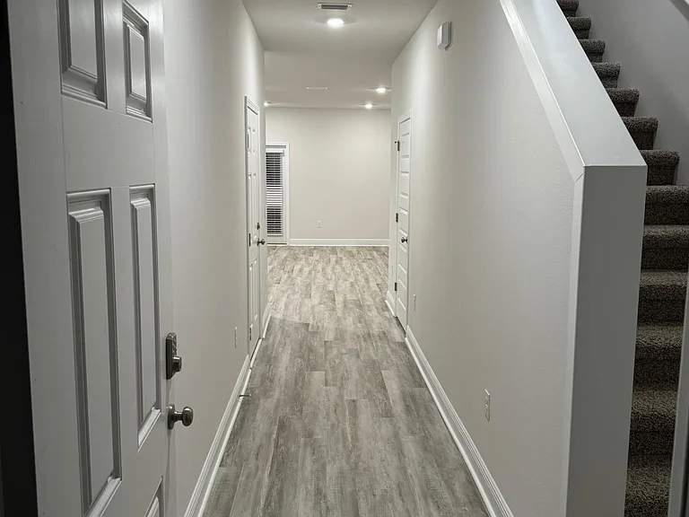 6332 Grove Park Dr — Photo 2