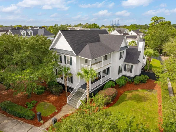 2393 Daniel Island Dr, Charleston, SC 29492
