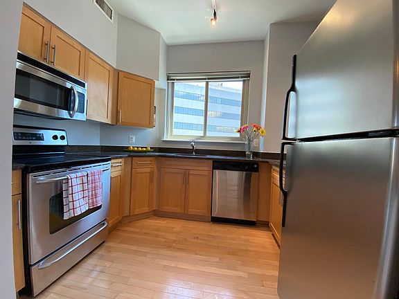 2nd image of 7500 Woodmont Ave APT 1215