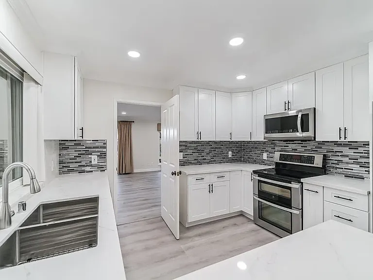 10308 Alpine Dr #A — Photo 5