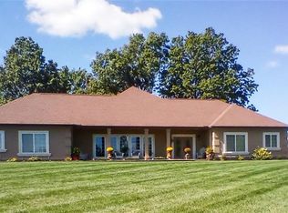 642 S Fairview Dr, Marceline, MO 64658