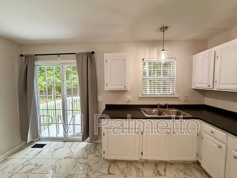 152 Chatham Cir — Photo 9