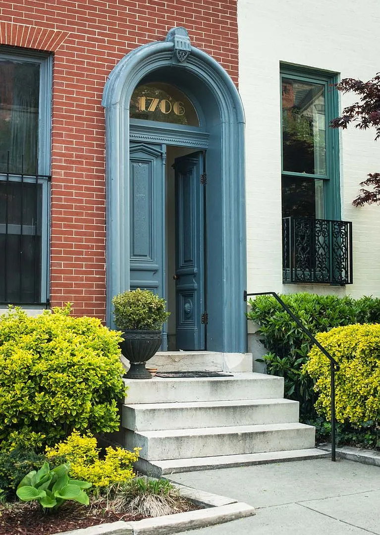 1706 Bolton St — Photo 2