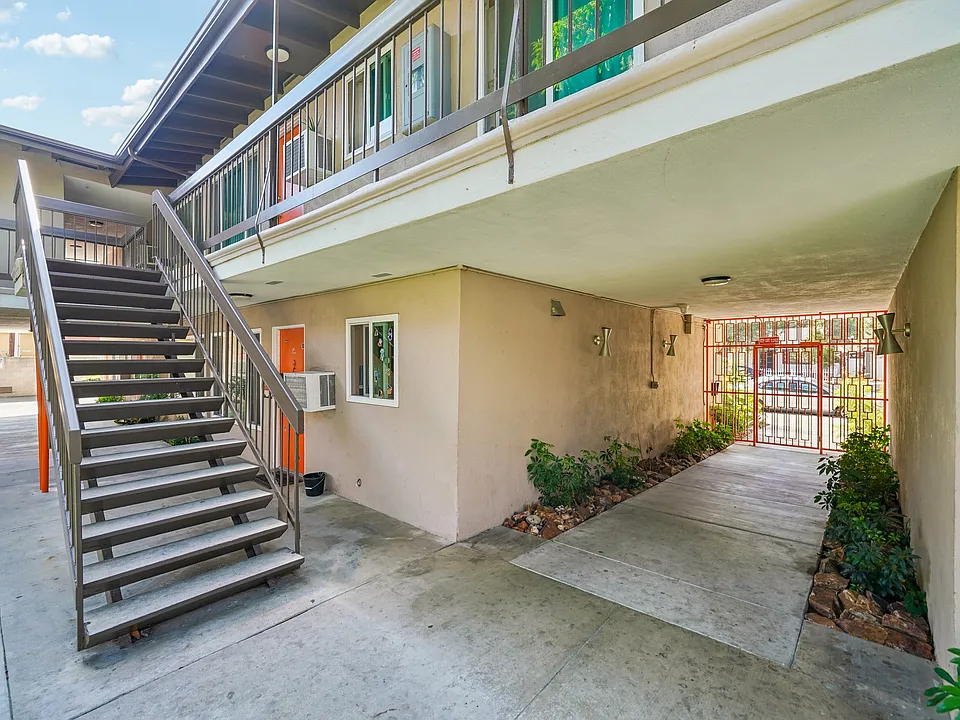 Town Center Apartments