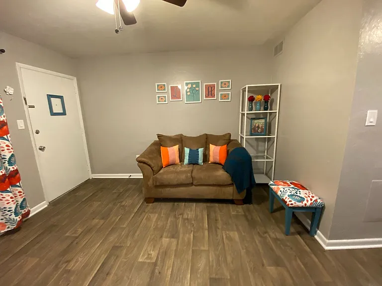 1215 Lee Ave — Photo 20