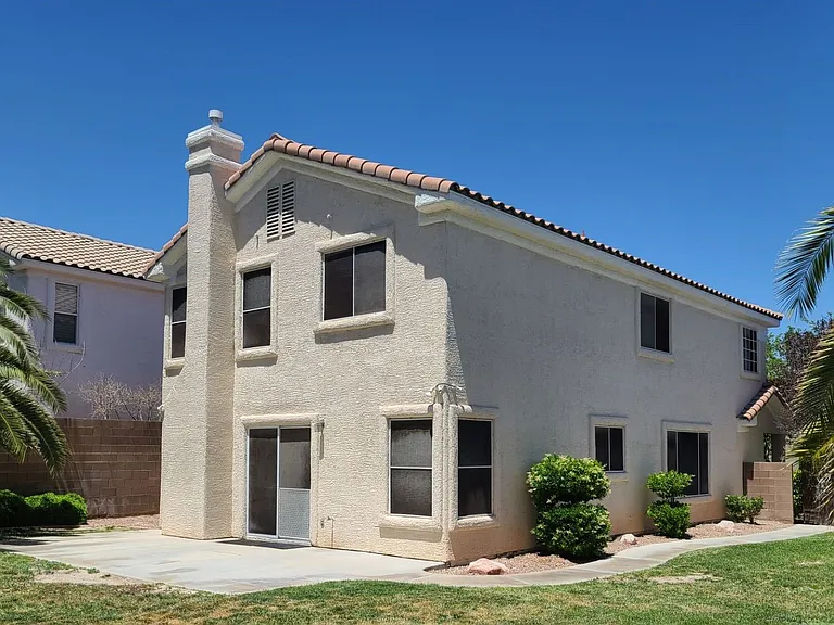 10221 Abano Ct — Photo 6