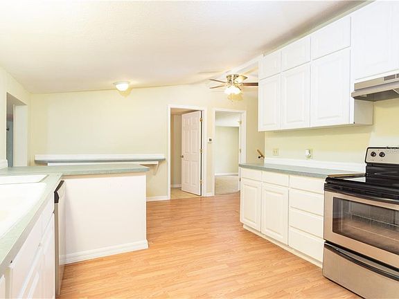 3rd image of 6764 Wilbar Ln