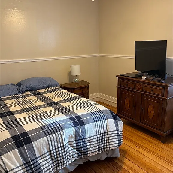 1877 Hyde Park Ave #2 — Photo 9