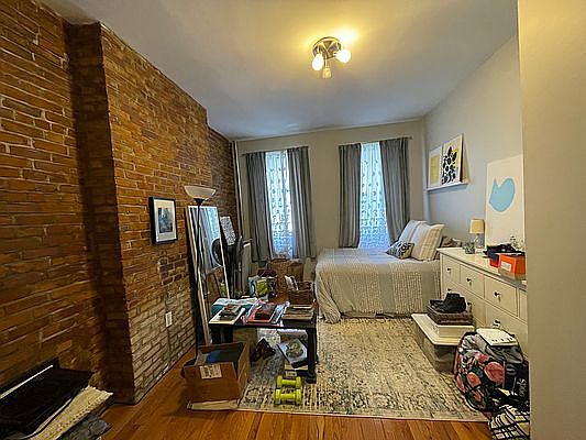 5th image of 272 W 115th St #2BB