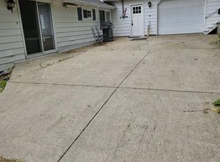 2463 Portland St, Crystal, MI 48818