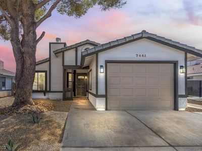 7441 Saybrook Point Dr, Las Vegas, NV, 89128