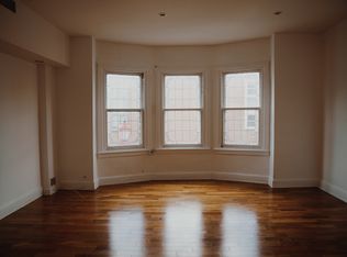 820 South St #2F, Philadelphia, PA 19147