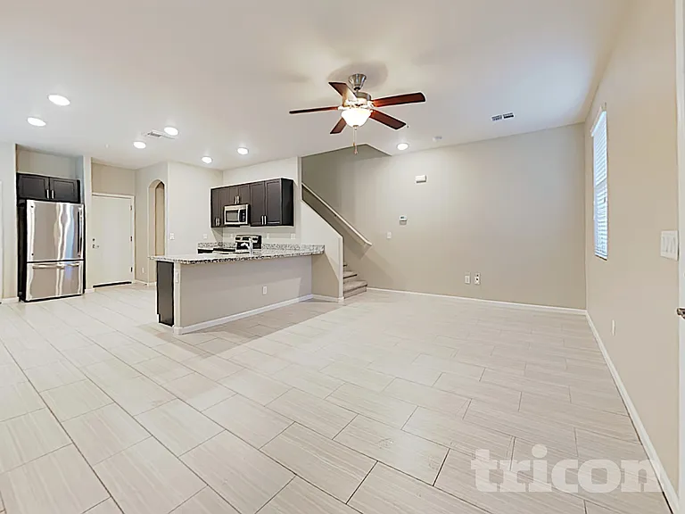 12550 W Hummingbird Ter — Photo 3