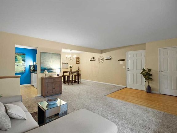 5th image of 141 Linden Ln