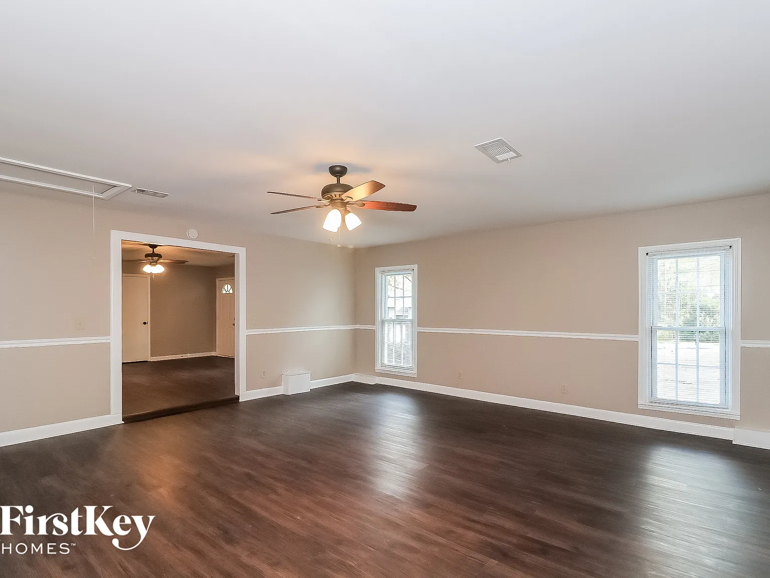 3 bed, 2.0 bath, 2024 sqft, $2,310 — Photo 3