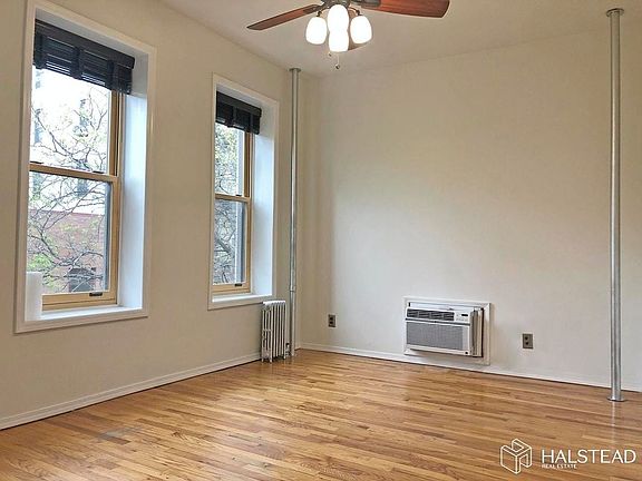 4th image of 163 Prince St #16