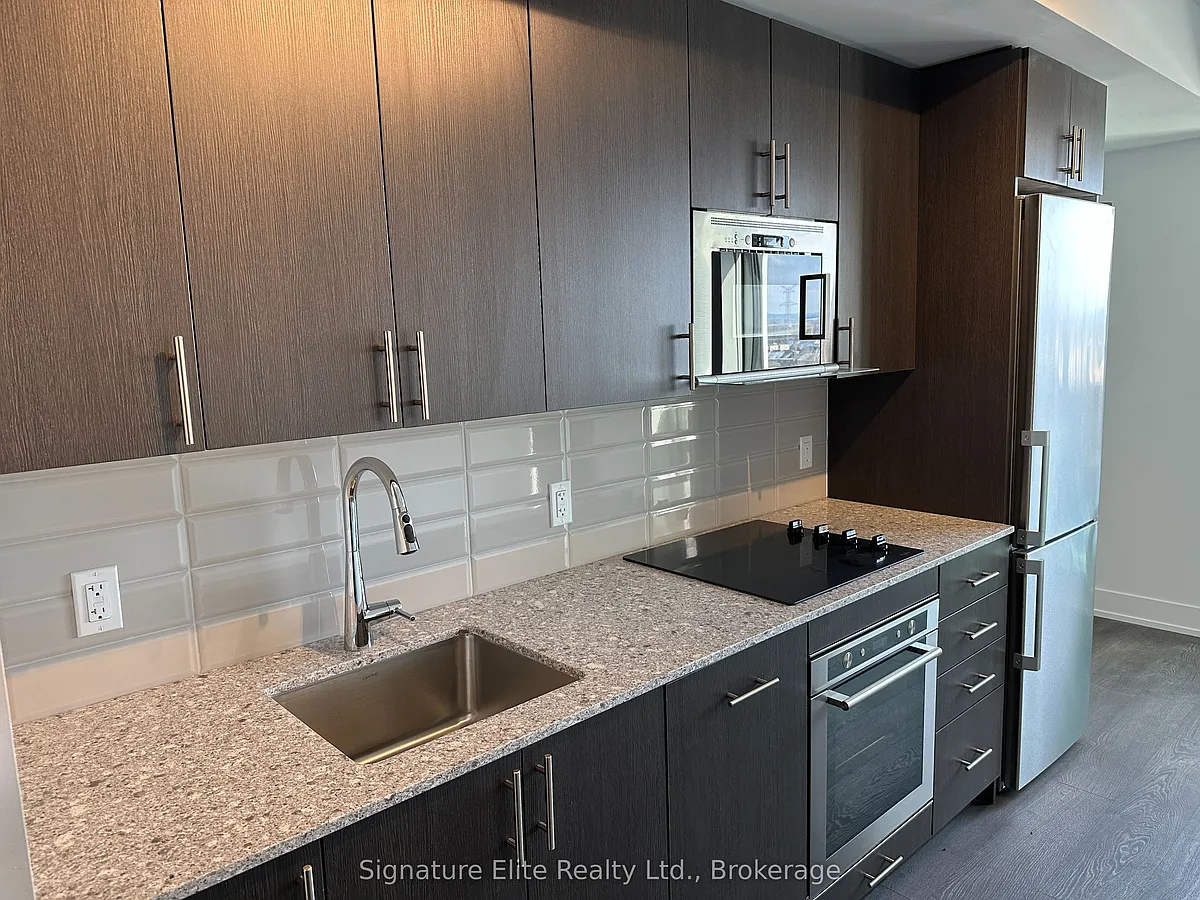 Building Photo - 2550 Simcoe St N #1019