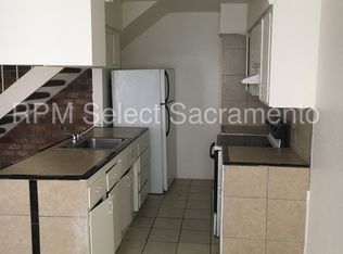 10 Nedra Ct APT 2, Sacramento, CA 95822
