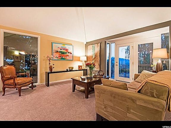 4th image of 833 N Terrace Hills Dr