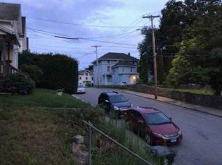 40 Oak St, Norwich, CT 06360