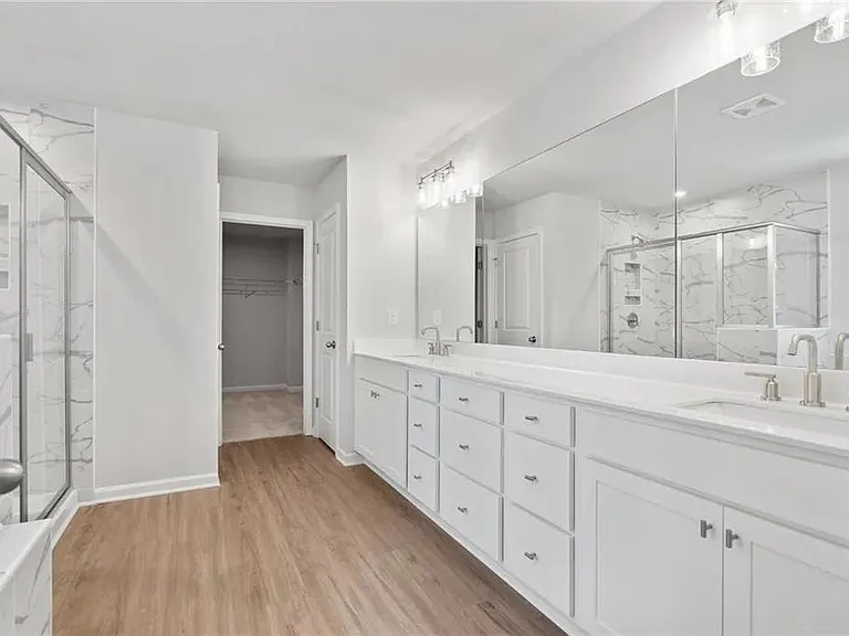 382 Riverwood Dr — Photo 16
