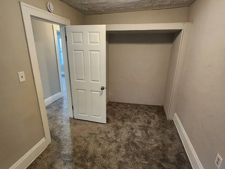 13611 Chapelside Ave — Photo 16