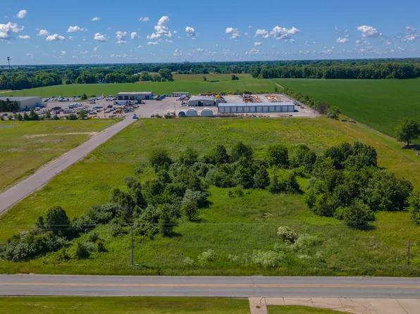 E Division Rd, Valparaiso, IN 46383