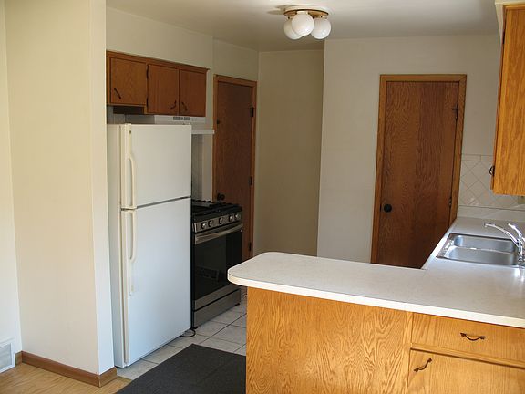 3rd image of 1323 E 28th St #28th