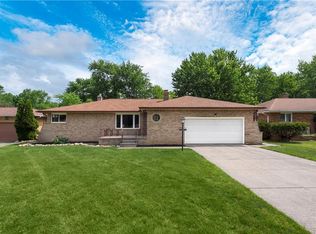 13618 Mohawk Trl, Middleburg Heights, OH 44130