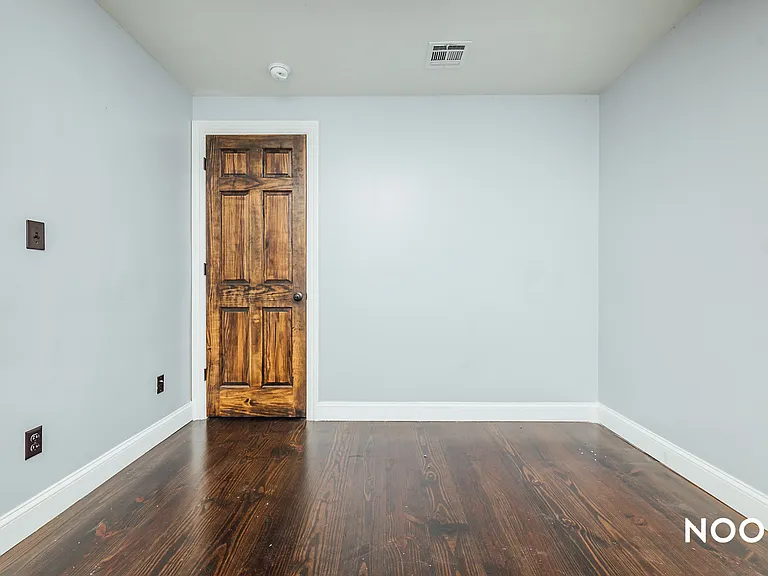 1027 President St #2B — Photo 6