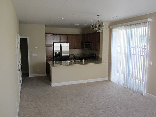 4th image of 1282 Toscana Way
