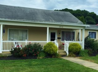 182 E Canal St, Nelsonville, OH 45764