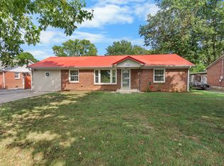 806 Fair Ave, Lawrenceburg, TN 38464