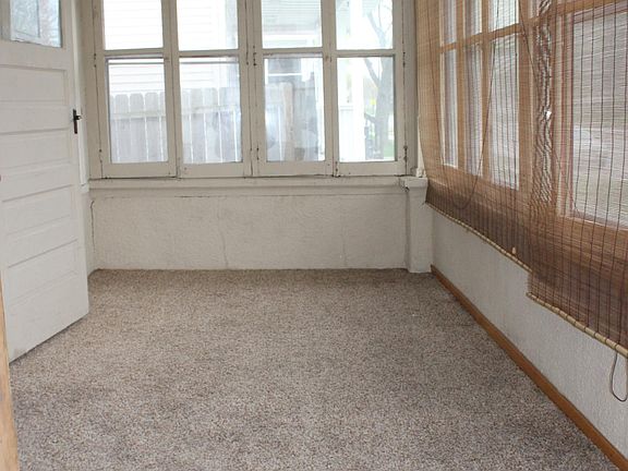 2nd image of 637 5th Ave S