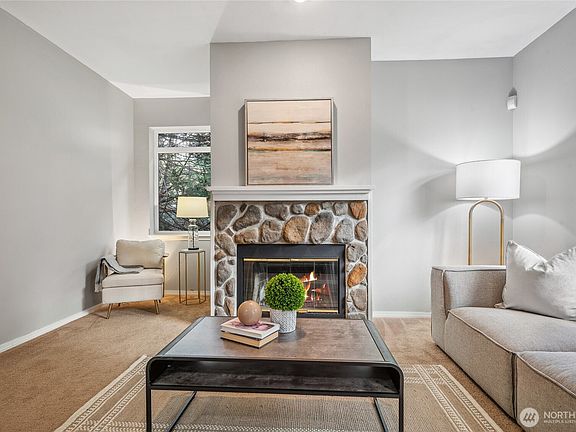 4th image of 18016 NE 95th Court Unit 1