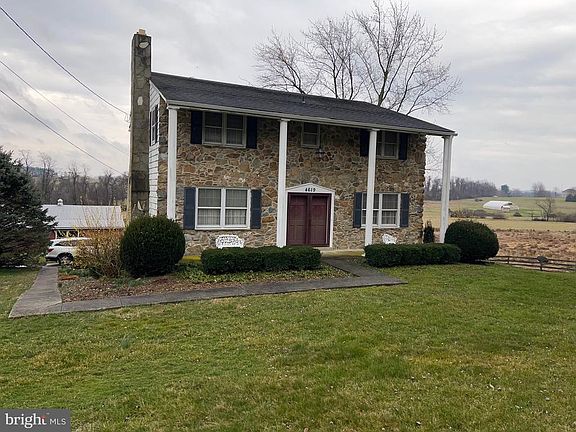 3rd image of 4619 Glenville Rd