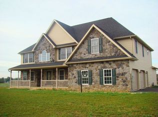 2263 Ocracoke Island Ct, Chambersburg, PA