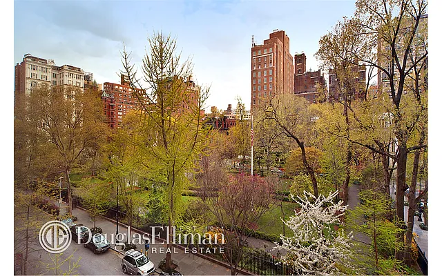 Sold by Douglas Elliman | media 8
