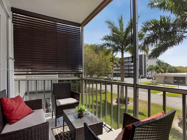 4900 Washington St APT 204, Hollywood, FL 33021
