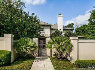 1 Osborn Hl, Terrell Hills, TX 78209