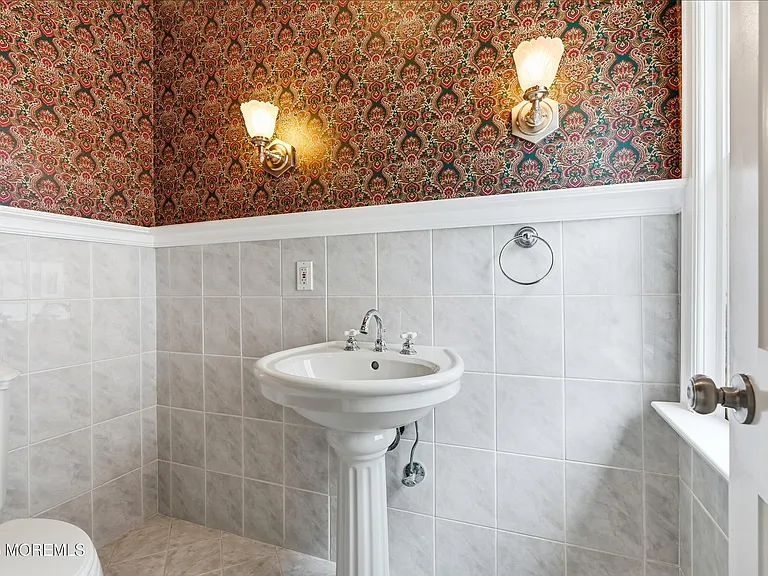 638 Overton Pl #1 — Photo 14