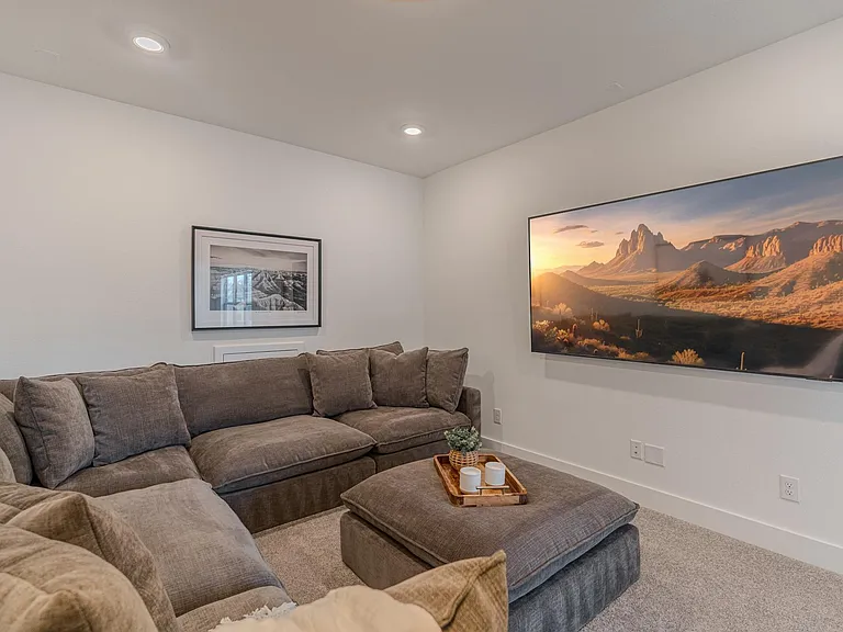 7142 Carriage Light Dr — Photo 40